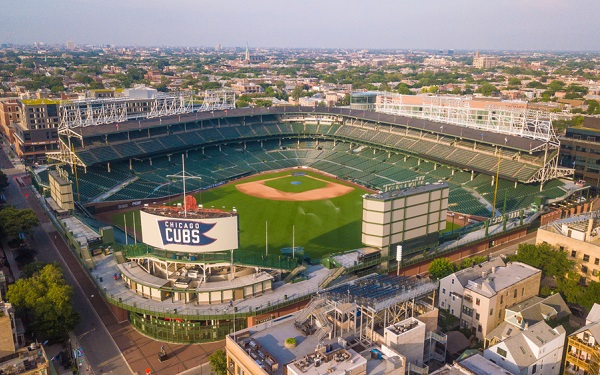 Chicago,,Il/usa,July,6,,2019,Wrigley,Field,Aerial,Summer,Morning dallas public transportation